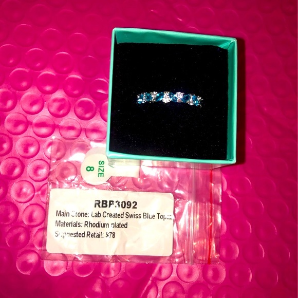 Ring - Picture 1 of 3